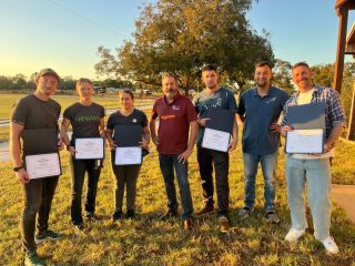 Máme další 4 absolventy kurzu reprodukčních techniků v USA! 🇺🇸 Uteklo to jako voda a je čas vrátit se s nově nabytými...